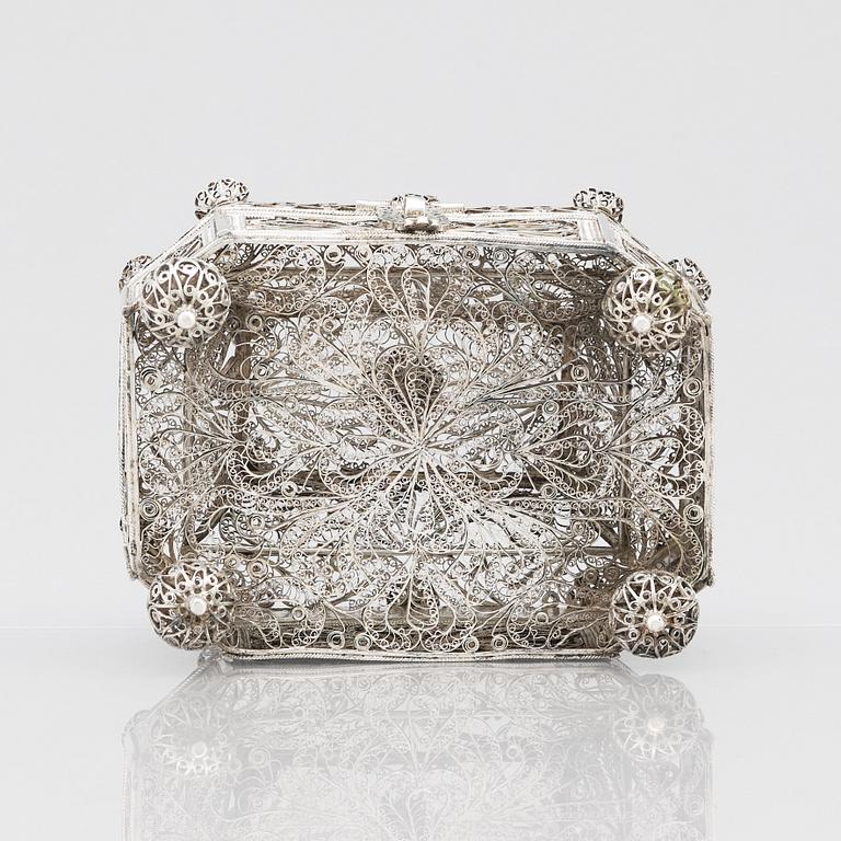 A 19th Century silver box, possibly marks of Vasily Potsov Moscow 1843.