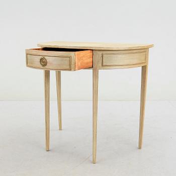 SIDOBORD/LAMPBORD, sengustaviansk stil , 1800-tal.