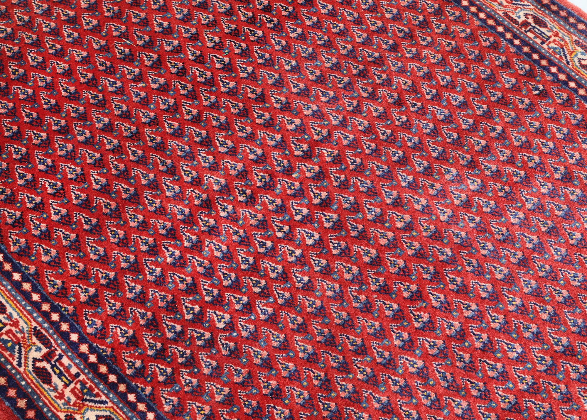 Gallerimatta, Sarouk, ca 315 x 113 cm.