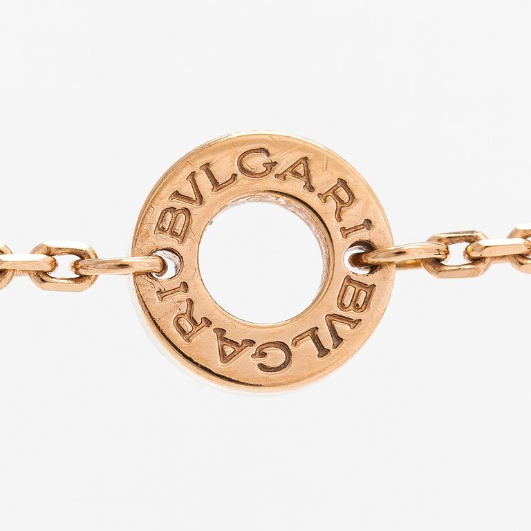 Bulgari, An 18K gold and malachite necklace "Diva's dream" with diamonds ca. 0.38 ct in total.