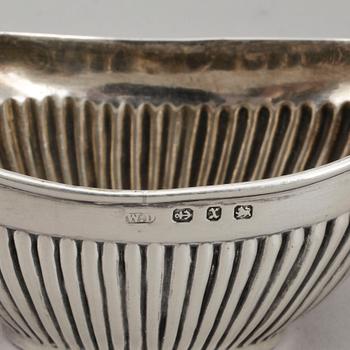 PARTI SILVER, 8 delar, framförallt England och Sverige, bland annat Birmingham 1897. Vikt ca 220 gram.