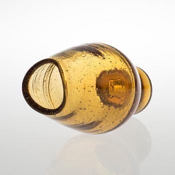 A vase signed Runar Engblom Riihimäen Lasi Oy. From the 1950/60s.