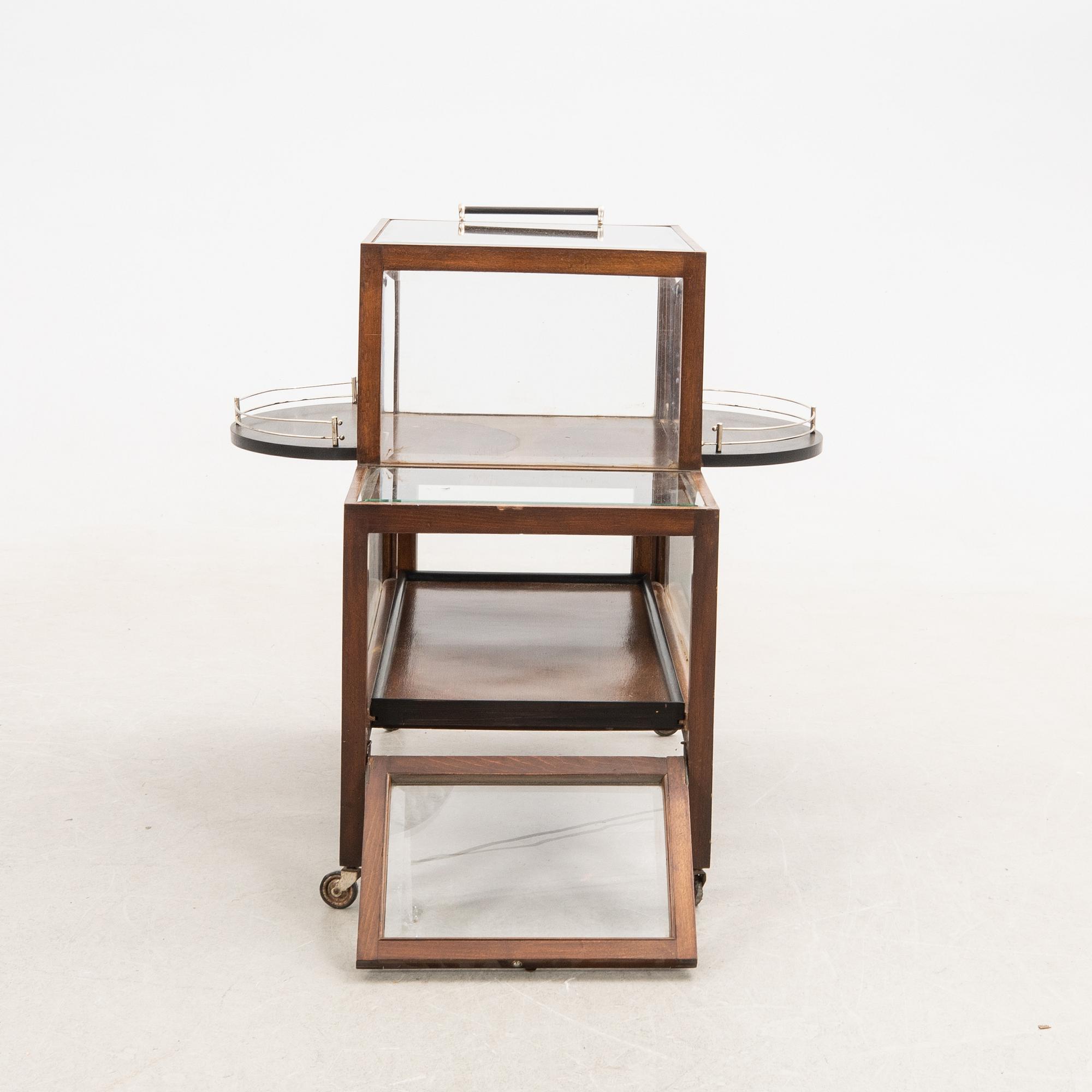 Cocktail cart Art Deco, first half of the 20th century.