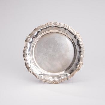BRICKA, silver, danska stämplar. Vikt 456 g.