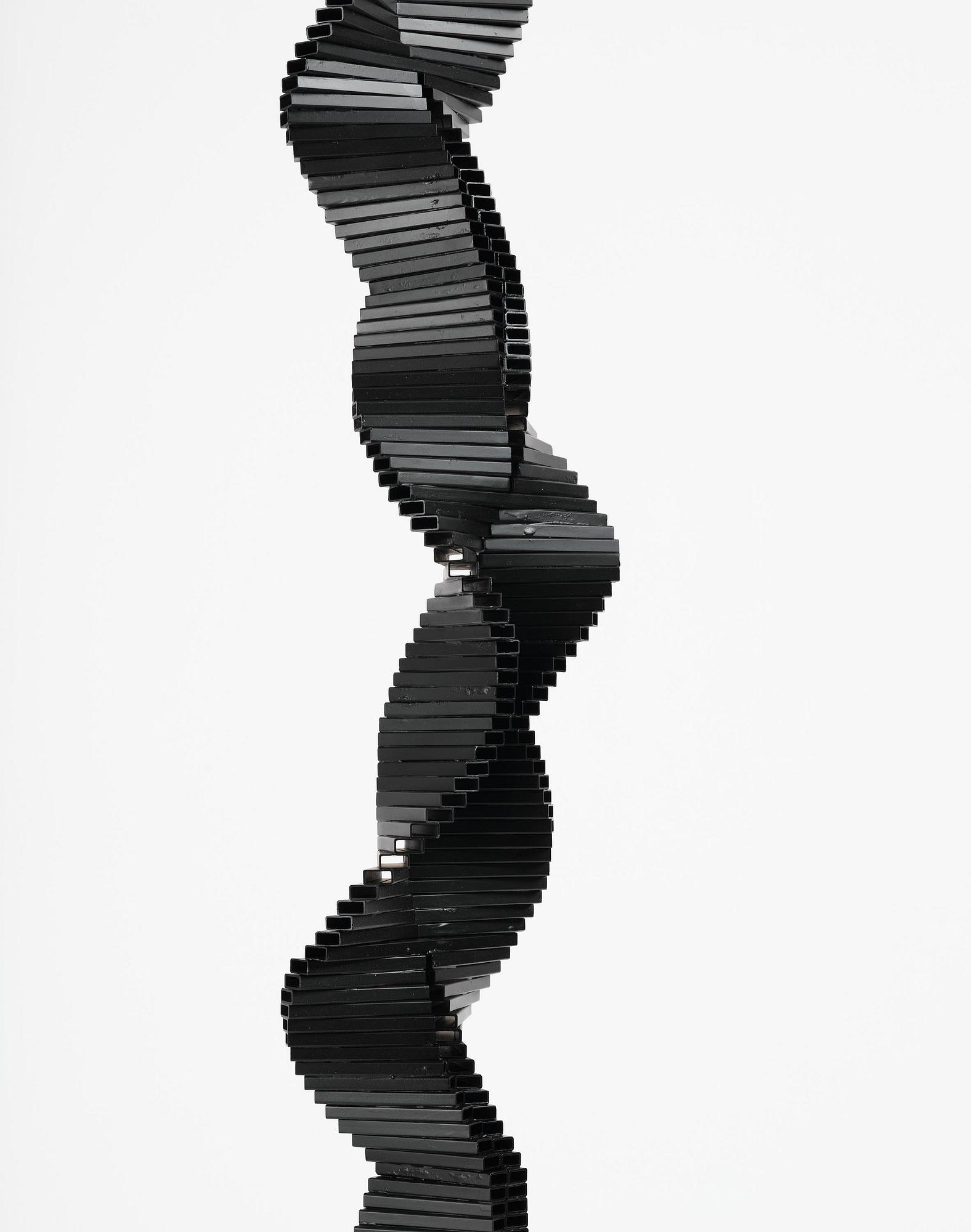 Arne Jones, "Yin-Yang kolonn".