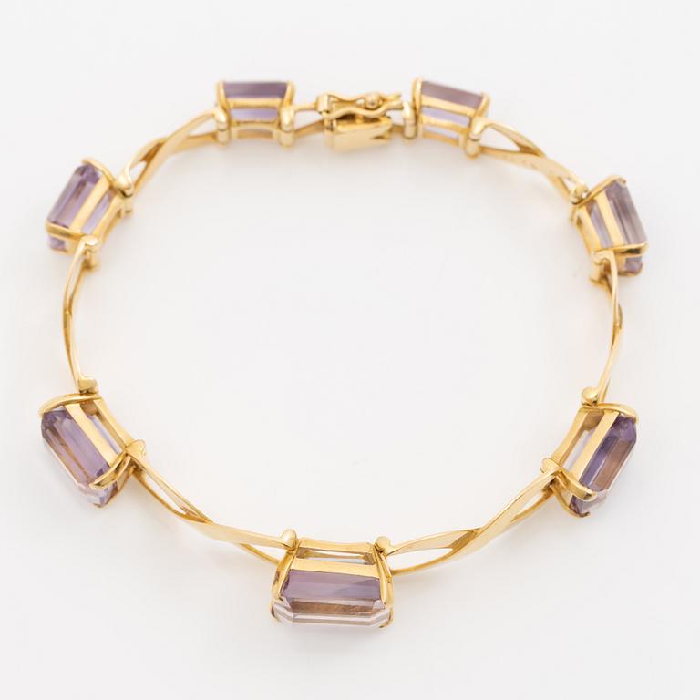 Bracelet, 18K gold with amethysts.