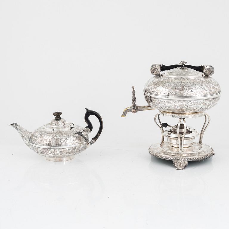 Samovar samt tekanna, nysilver, nyrokoko, 1800-talets andra hälft.