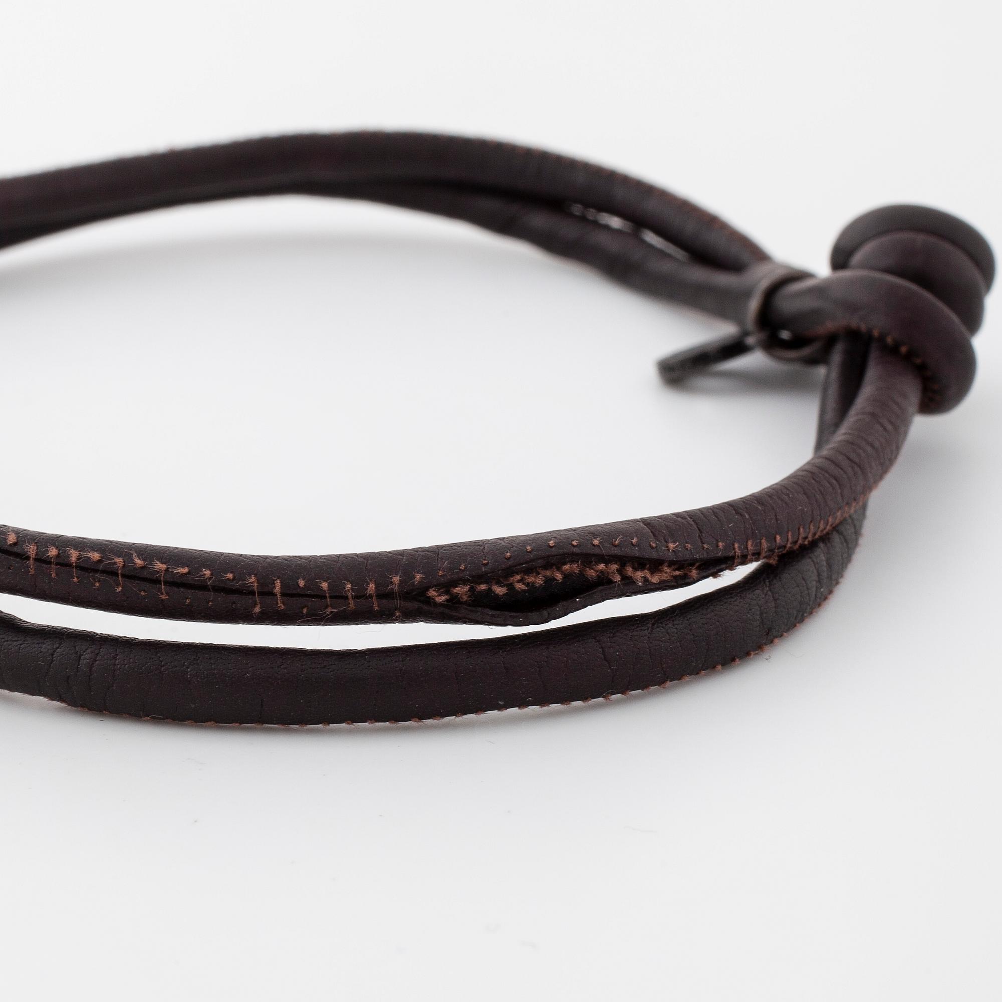 OLE LYNGGAARD, a bracelet with two "Sweet drops" charms.