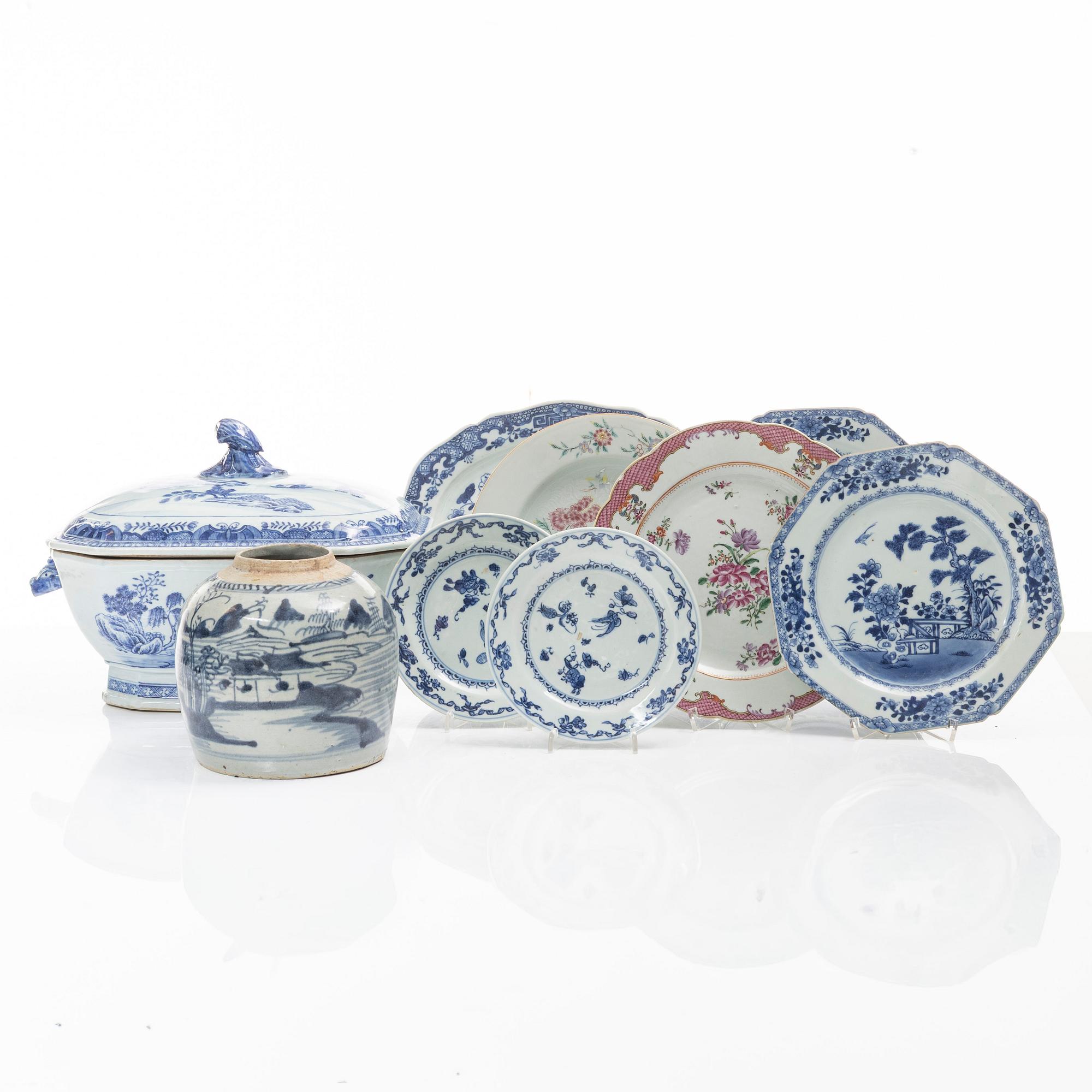 Porcelain, 9 decares, China, 18th-19th century.