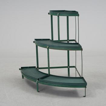An English Smith and Hawken Plant stand, second half of the 20th century.