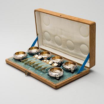 A SET WITH SIX SALTCELLARS AND SPOONS, St:Petersburg ca 1900, Aron Lydikain.