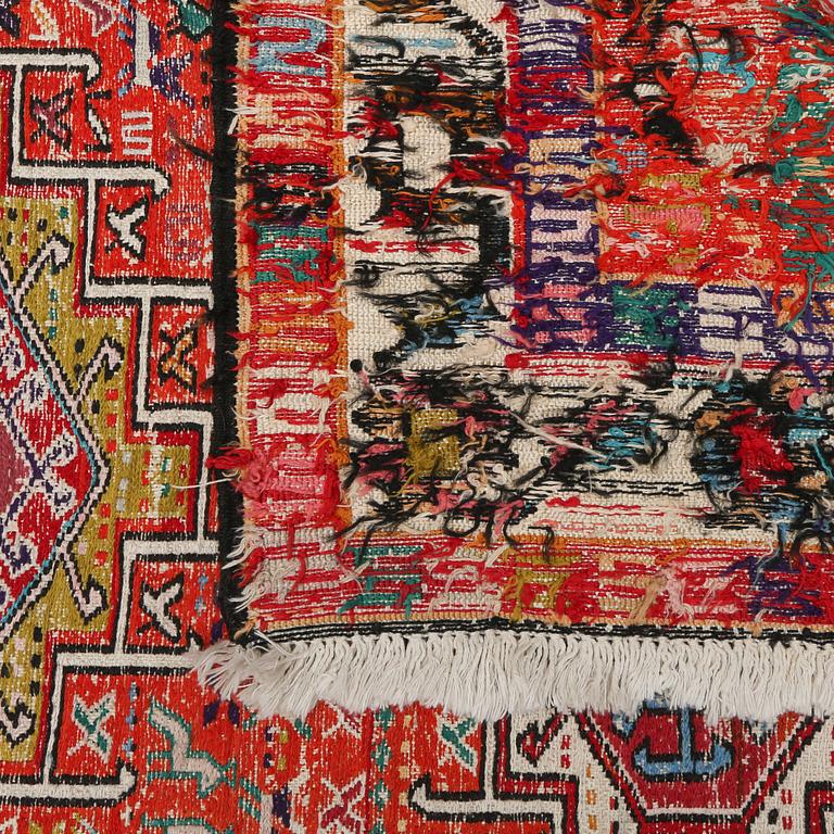 MATTA, Kelim Soumak, silke, modern tillverkning, 140 x 101 cm.