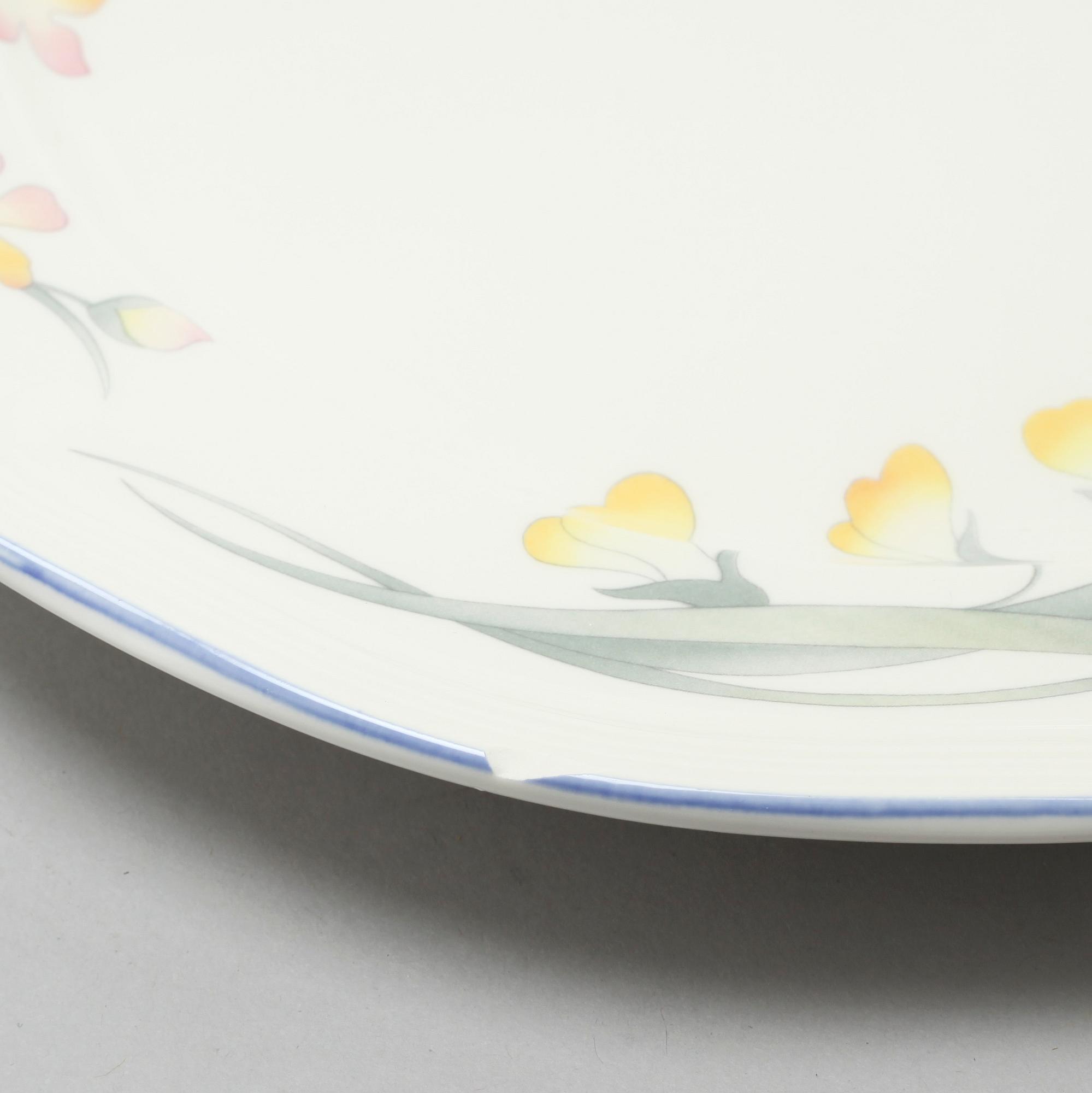 A porcelain tableware set of 74 pcs, "Riviera" by Villeroy & Boch, late 20th century.