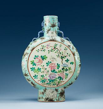 1649. A large famille rose moon flask, Qing dynasty, ca 1900.