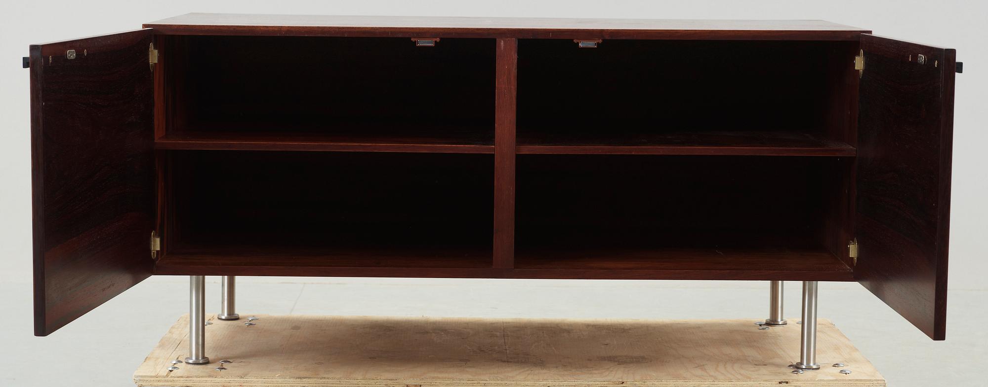 SIDEBOARD, Ib Kofod Larsen, 1900-talets mitt.