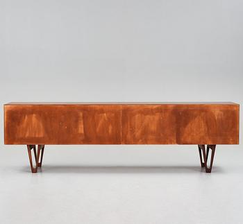 Ib Kofod Larsen, sideboard, Seffle Möbelfabrik, 1960-tal.