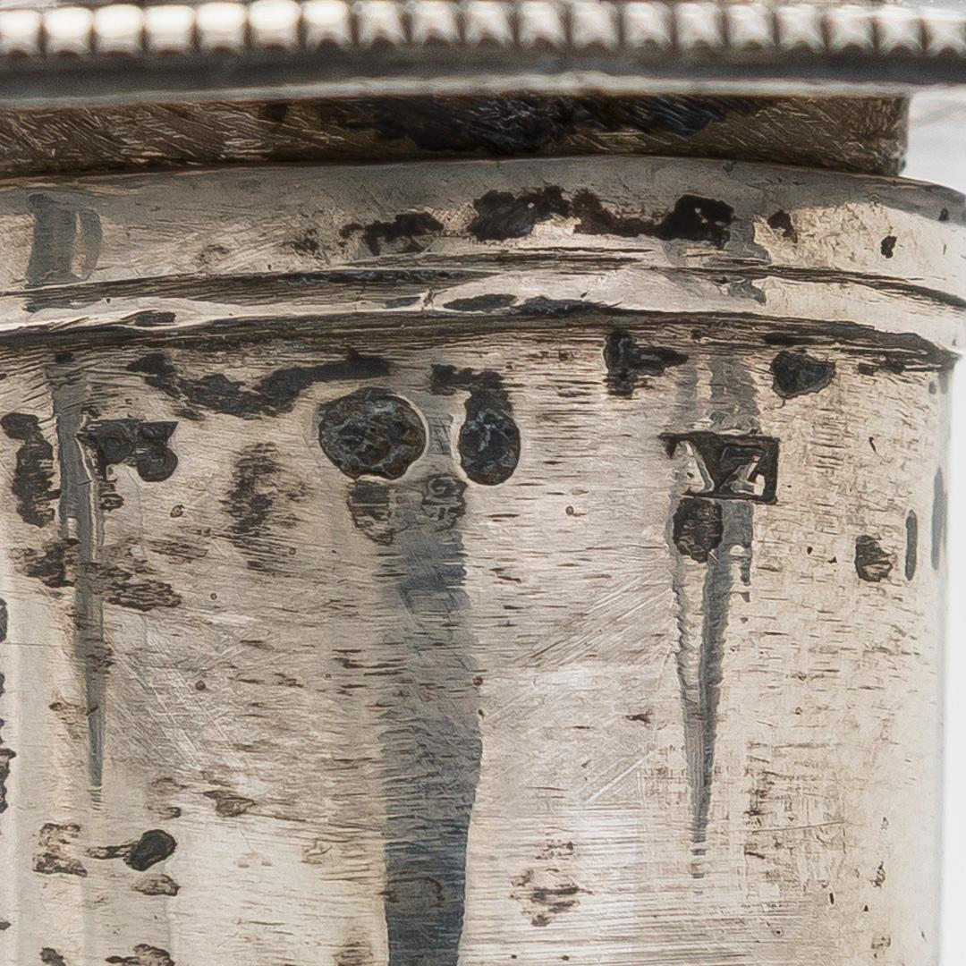 Pehr och Adolf Zethelius, kandelabrar, ett par, silver, Stockholm 1797 och 1824. Empire.