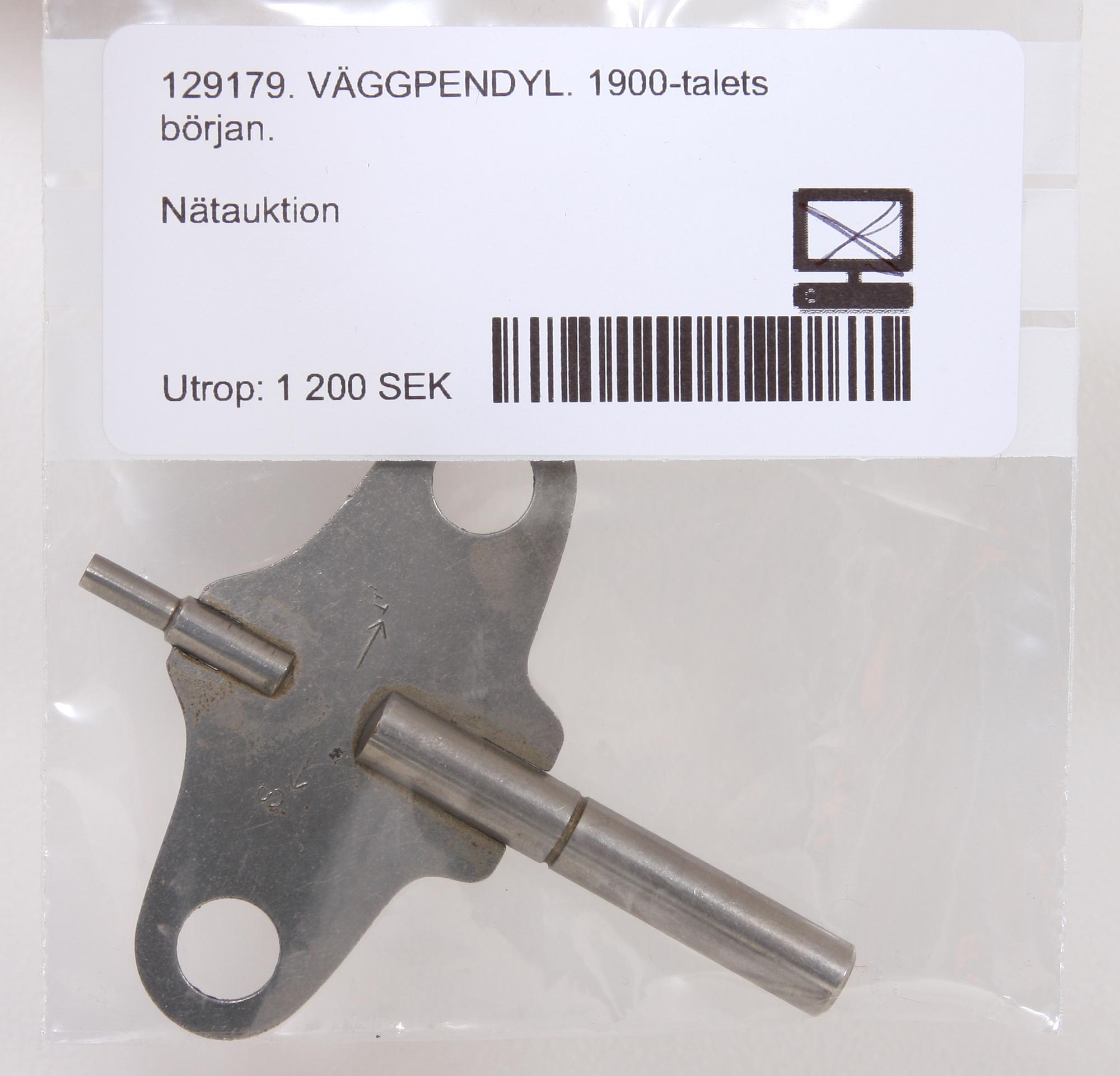 VÄGGPENDYL samt VÄGGAPPLIQUER, ett par. 1900-talets början.