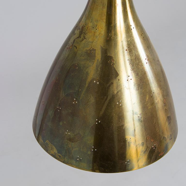 Lisa Johansson-Pape, seinävalaisin, Stockmann Orno, 1900-luvun puoliväli.