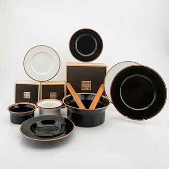 Signe Persson-Melin, A set of 12 pcs of "Umbra" Design House 21st century.