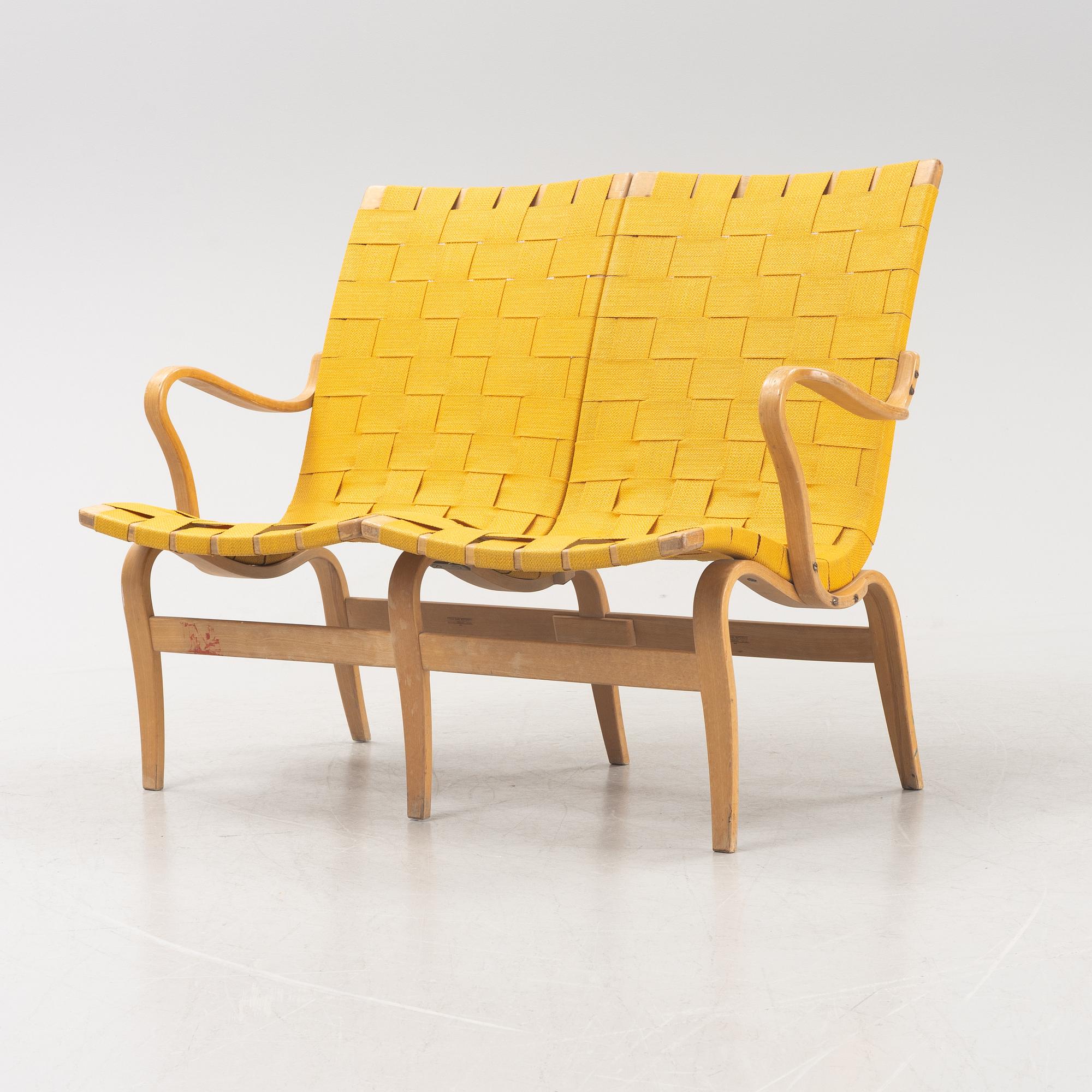 Bruno Mathsson, soffa, "Eva", Firma Karl Mathsson, daterad 1974.
