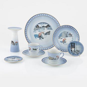Harald Wiberg, julservis, 24 delar, porslin, "Tomten", Royal Copenhagen samt Bing & Grøndahl, Danmark.
