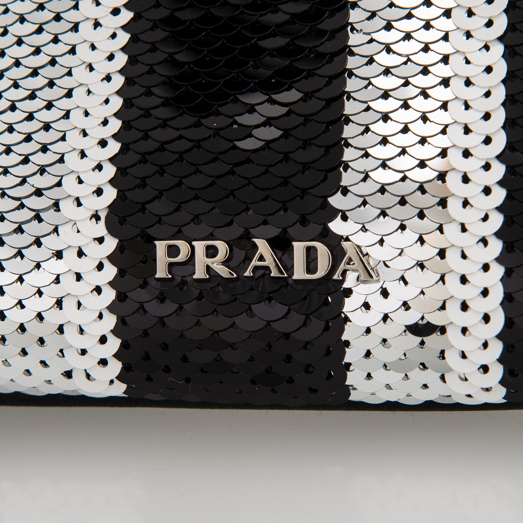 Prada, "Canapa sequins" väska.
