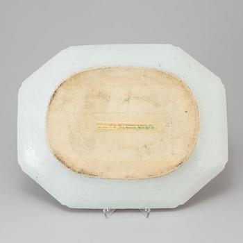 A figural familler rose serving dish, Qing dynasty, Qianlong (1736-95).