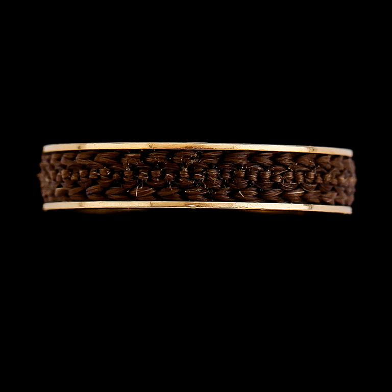RING, 18K guld, hårarbete, svenska stämplar JGS 1887.