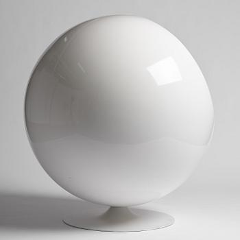 Eero Aarnio, fåtölj, "Åskbollen", Adelta, Finland, efter 1996.