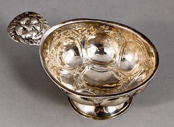 SUPKOPP, silver, troligen Sven Christoffer Holmström Ulricehamn 1838. Vikt ca 33 gram.