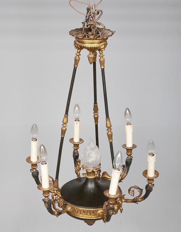 TAKKRONA, empirestil, 1900-talets början. Höjd 87 cm.