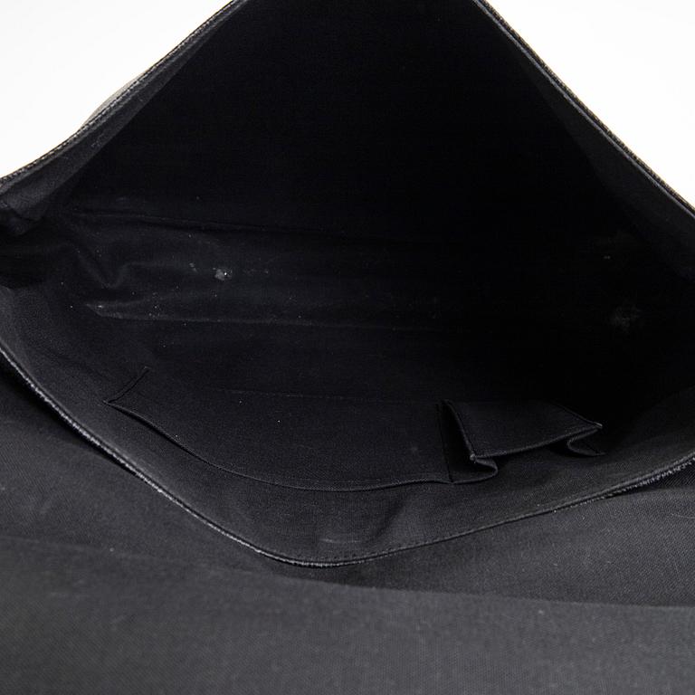 Louis Vuitton, a Damier Graphite 'Daniel MM Messenger Bag.