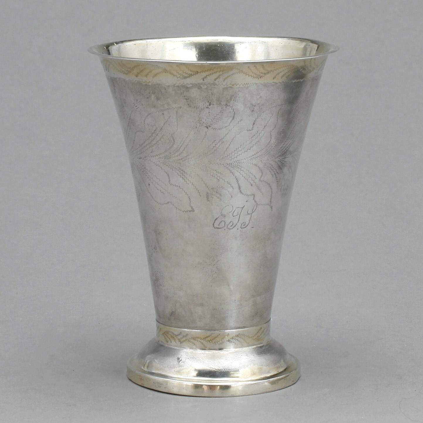 BÄGARE, silver, Nils Wendelius, Uppsala, 1838. Vikt 48 gram.