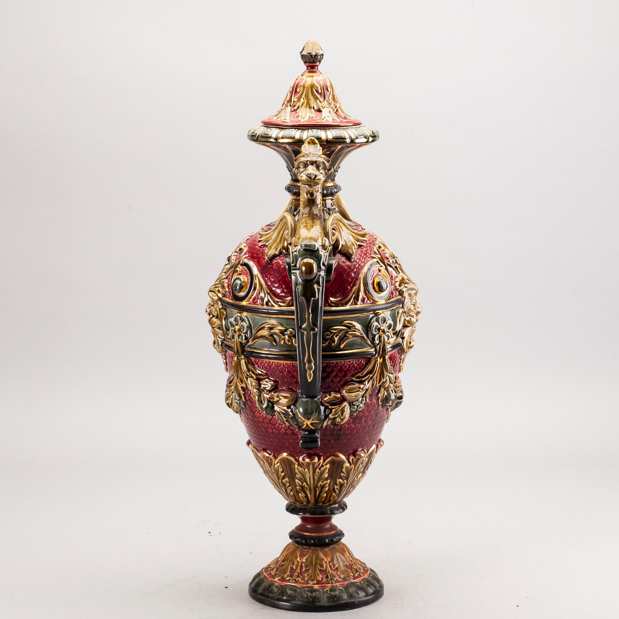 A Rörstrand majolica urn around 1900.