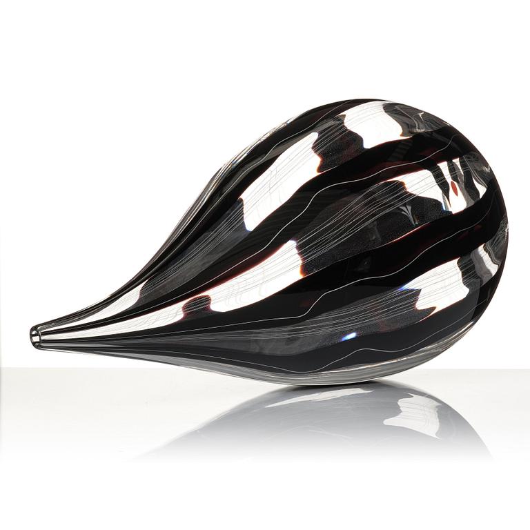 Ann Wåhlström, "Bulb VII" glass vase, Sweden 2012.