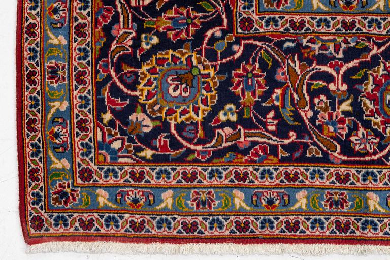 Carpet, Keshan, approx. 400 x 305 cm.