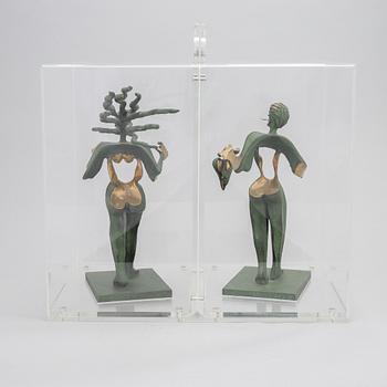 Timo Solin, a pair of bronze sculptures, signed and numbered 47/100.