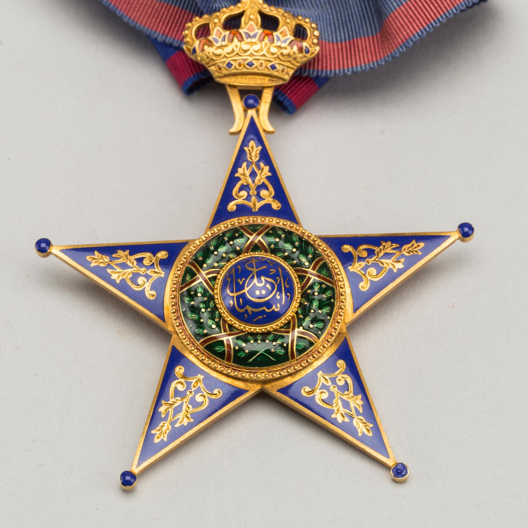 The Order of Ismail(Nischan al-Ismail) 22k gold. LATTES IN KAIRO. 1928-1928- WEIGHT CA 47 G.