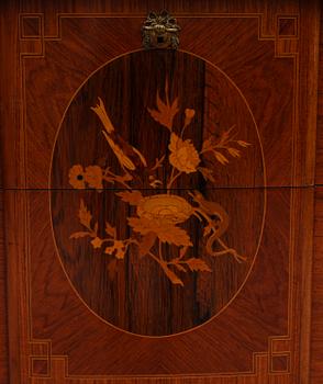 BYRÅ/BESTICKSCHATULL, gustaviansk stil, 1900-talets andra hälft.