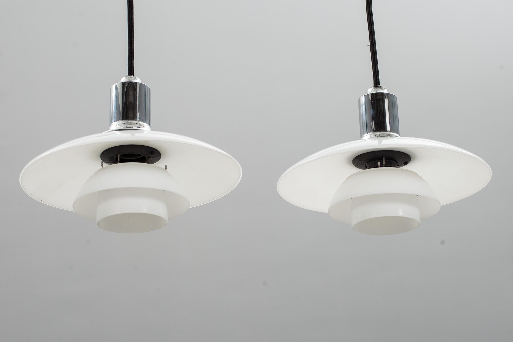 TAKLAMPOR, 2 st. "PH 2/1", Poul Henningsen för Louis Poulsen, Danmark.