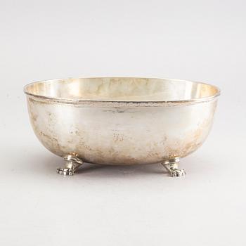 A Swedis 20th century silver bowl mark of WA Bolin  Stockholm 1945, length 29, height 11 cm, weight 1160 gr.