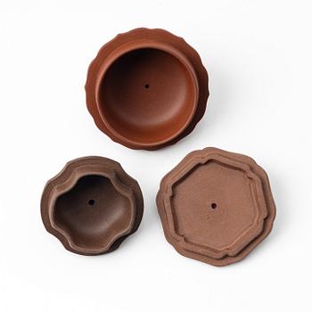 A group of three yixing teapots, China, 1980s.