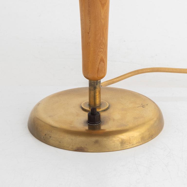 Harald Notini, a model 15398 table lamp, Arvid Böhlmarks Lampfabrik, 1940's.