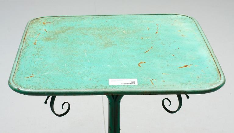 TRÄGÅRDSBORD, järn. 1900-talets andra hälft.