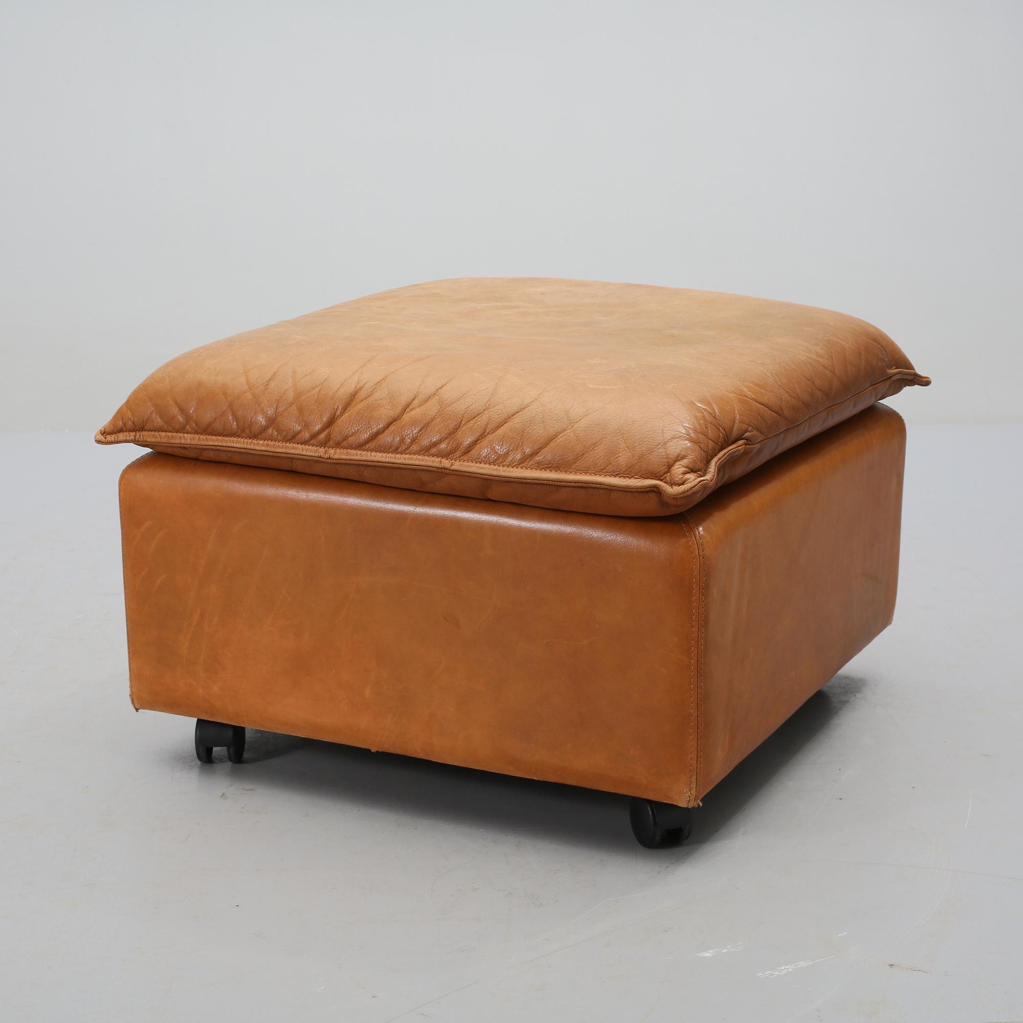 SITTPUFF, Skinngruppen, 1900-talets slut.