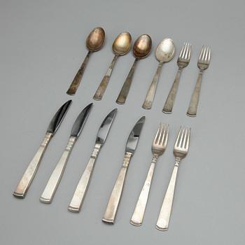 BESTICKSERVISDELAR, 33 stycken, silver, "Rosenholm", Jacob Ängman GAB. Främst 1970-tal. Tot vikt ca 885 gram inkl knivar.