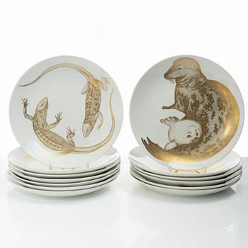 Paul Hoff, plates, 'Arter i fara', Gustavsberg (19 pieces).