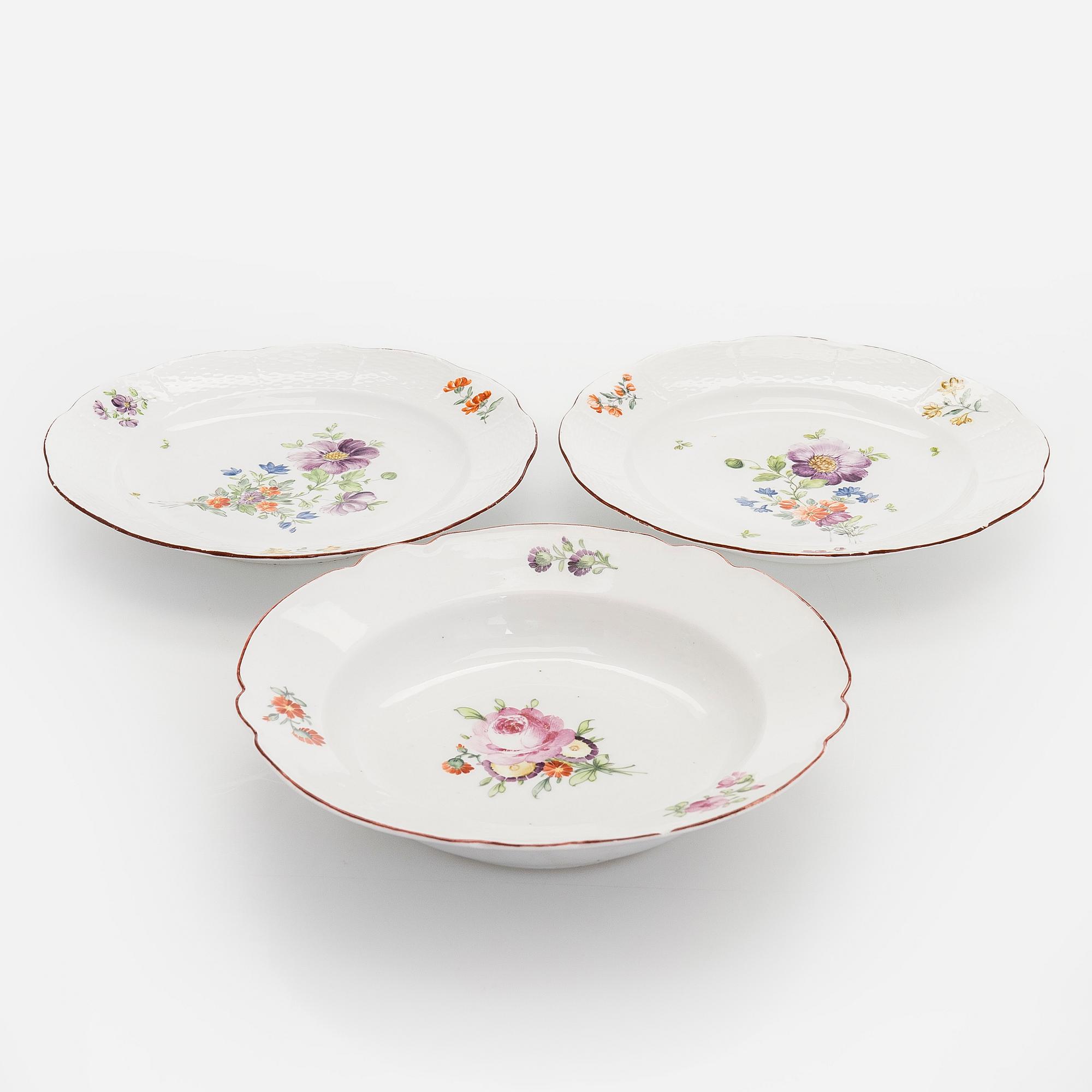 Three porcelain plates, by the Imperial Porcelain Factory in Saint Petersburg, period of Paul I 1796-1801.