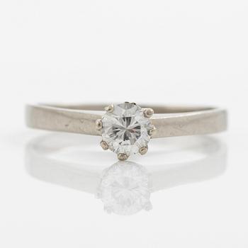 Ring, solitaire ring in 18K white gold with brilliant-cut diamond.